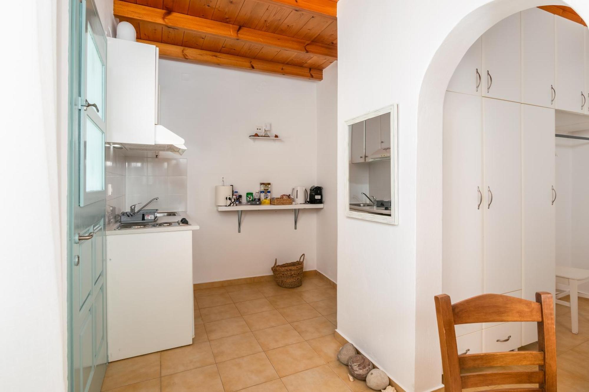 Lina And Babis' Home Adamantas  Zewnętrze zdjęcie